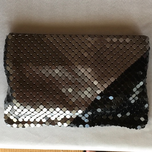 NWOT Silver & Black Metallic Bag - Picture 2 of 7